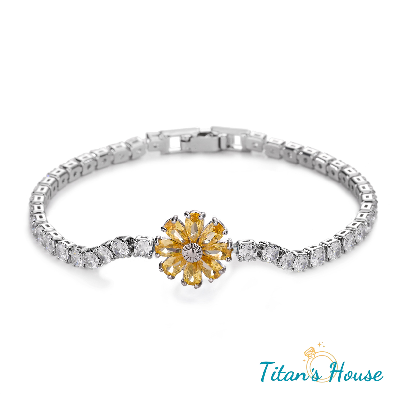 Lắc tay titan đính đá Zircon mặt hoa mai - Titan's House - LT027T