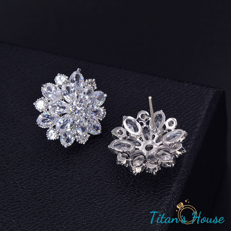 Hoa tai đá Zircon hoa cúc giác Baguette - Titan's House - HT018T