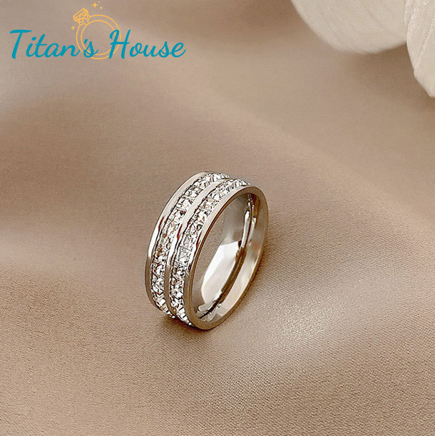Nhẫn lùa đá Zircon 2 hàng chất liệu titan - Titan's House - N008T
