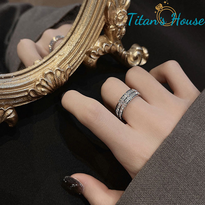 Nhẫn lùa đá Zircon 2 hàng chất liệu titan - Titan's House - N008T